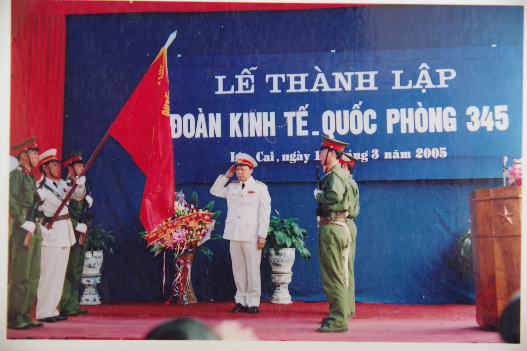 Hình ảnh trong tài liệu lịch sử Đoàn 345